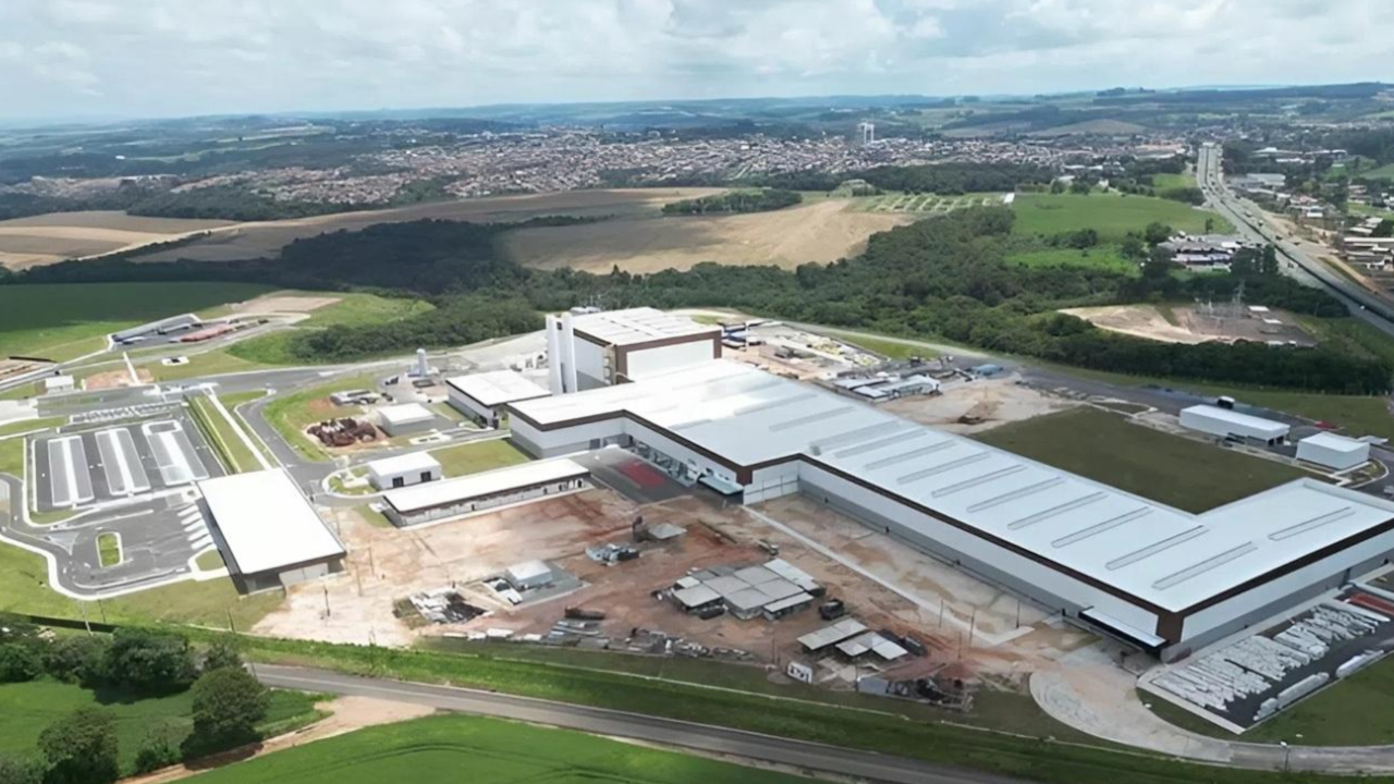 Ambev conclui projetos que somam bilh&otilde;es em investimentos